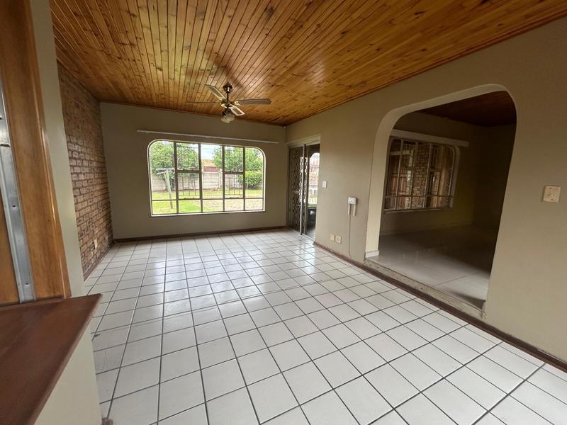 4 Bedroom Property for Sale in Vaalpark Free State